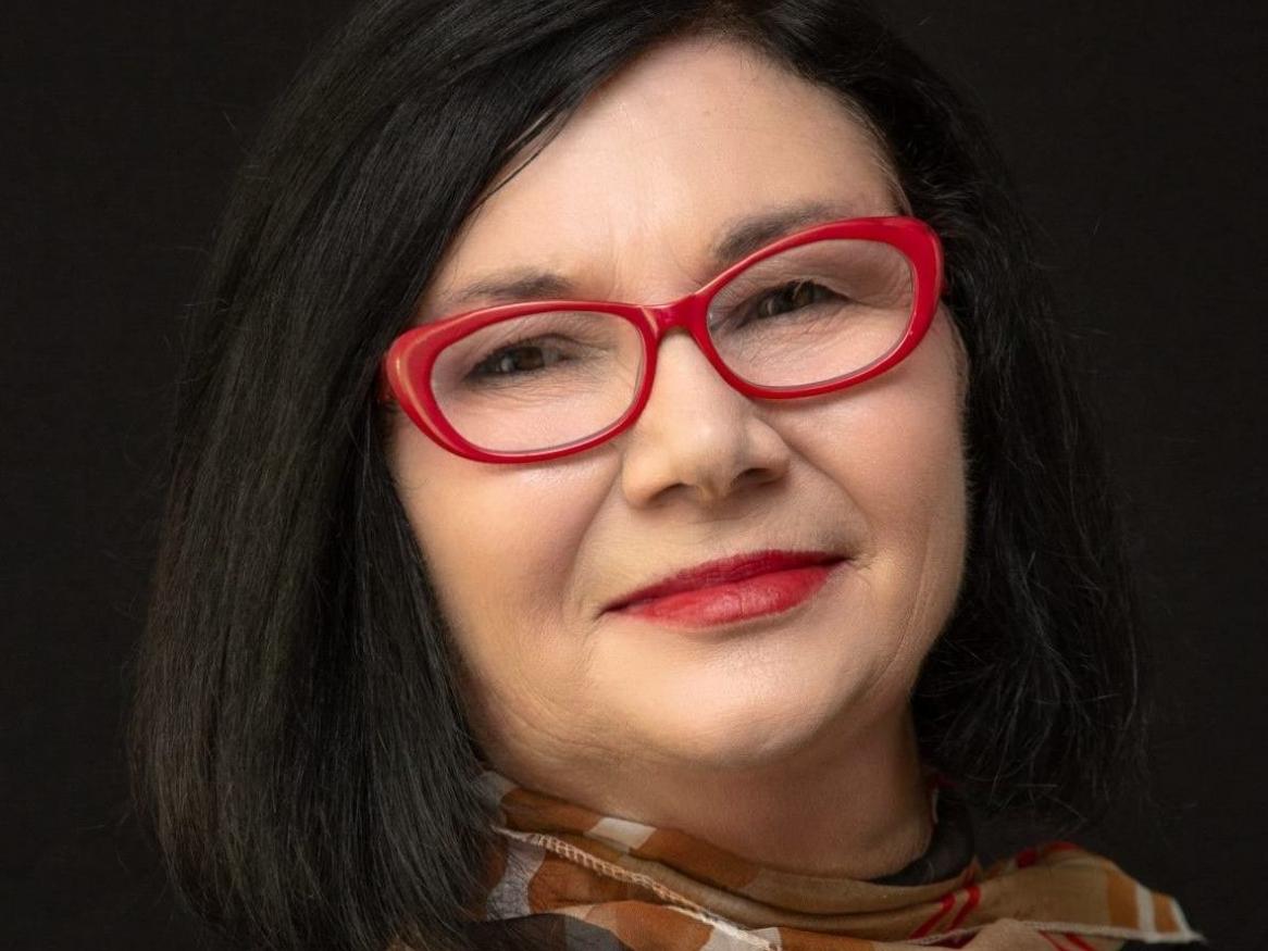 Professor Elizabeth Grant