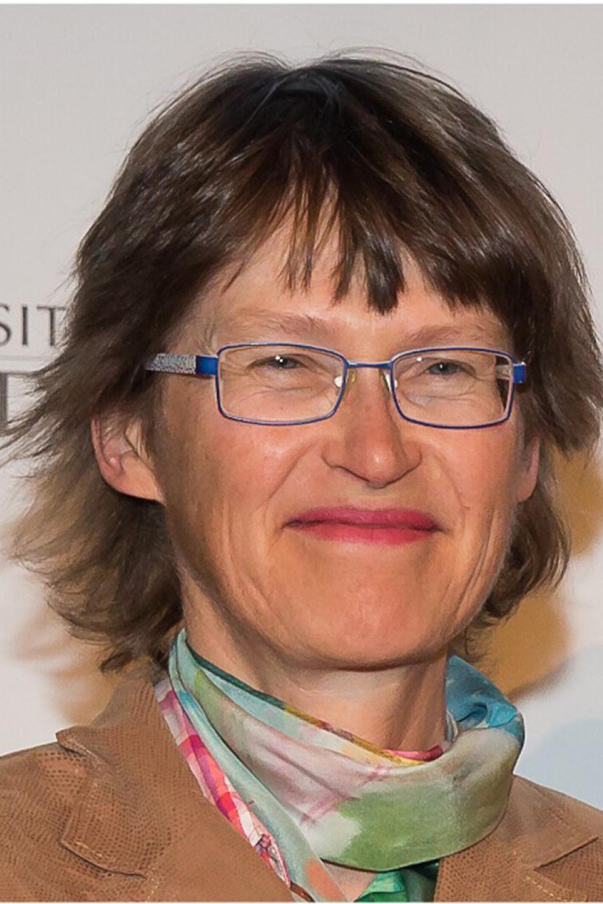 Prof Heike Ebendorff-Heidepriem